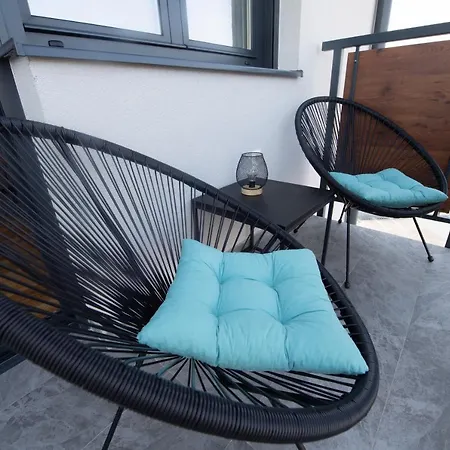 Lux Petrovic Апартаменты