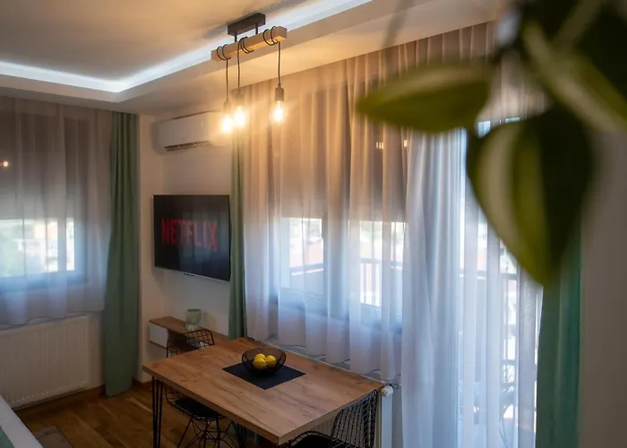 Lux Petrovic Jagodina