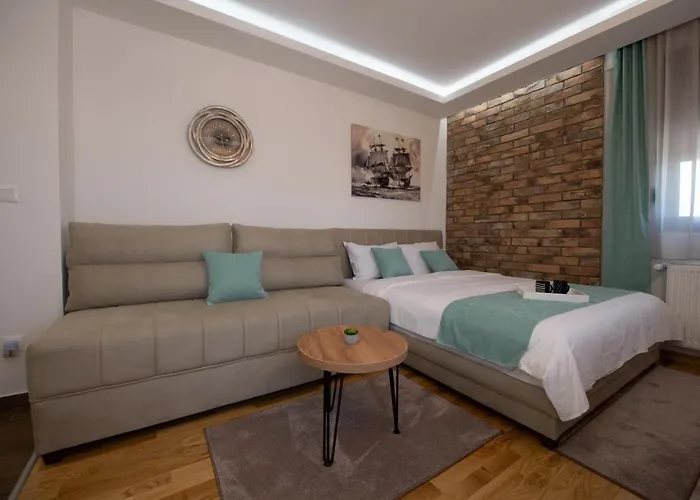 Lux Petrovic Jagodina